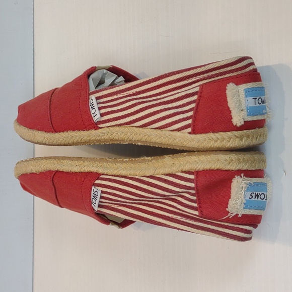 Toms Women's University Red Classic Rope Sole Slip-On Red / Ivory Stripe Flats - Picture 7 of 10